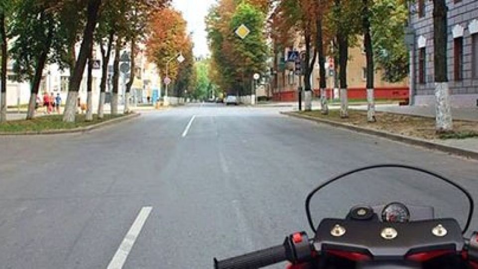 Головоломка для мотоциклистов: вопрос из экзамена ПДД с неочевидным ответом — на раздумья 5 секунд
