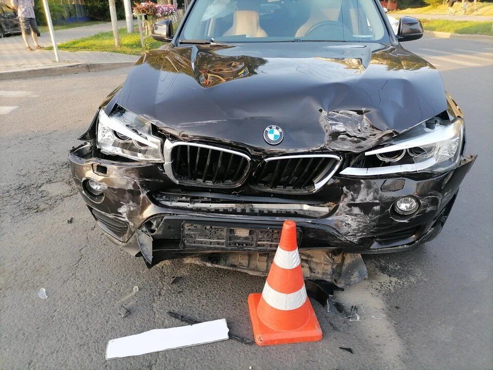  :        BMW X5?