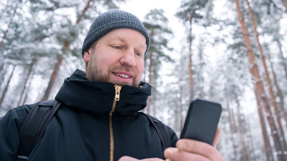 Вот почему телефон отключается на морозе: мы годами совершали эту ошибку