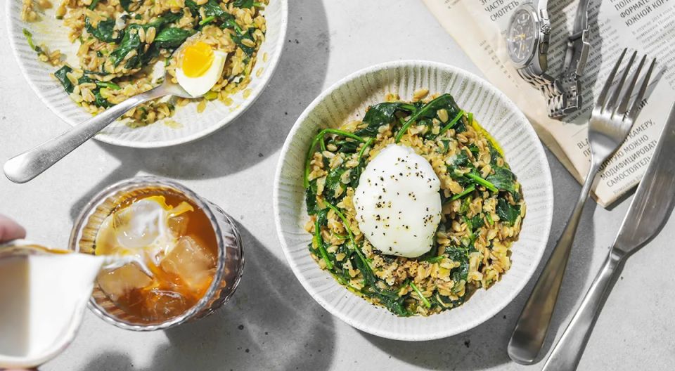 Овсянка с яйцом и весенний скирли