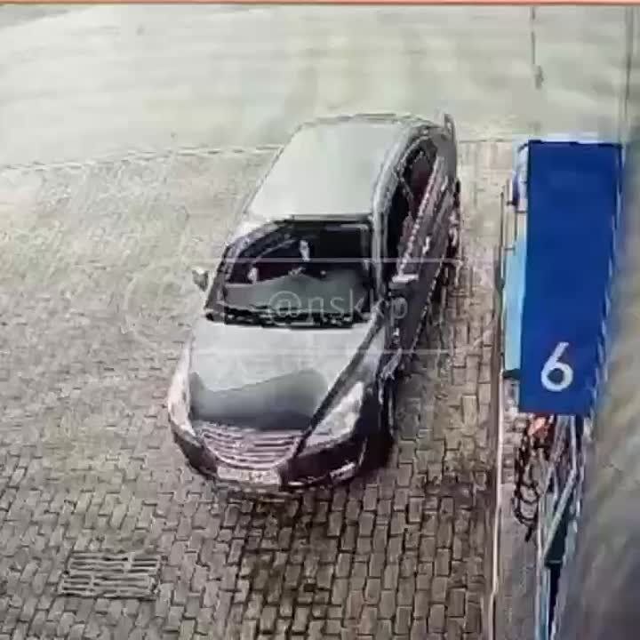     .    ,         ,   