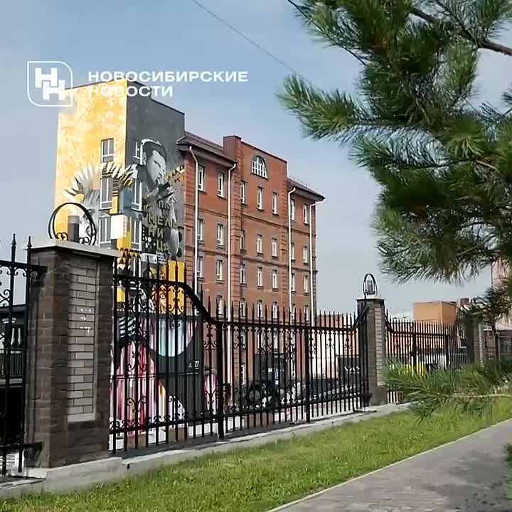       - ࠫ