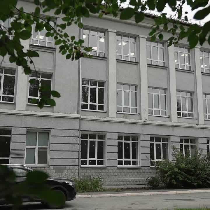  :     
