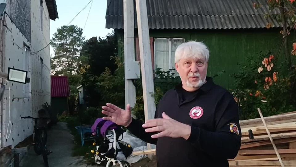 Сергей Колясников: - В Таджикистане такая борода запрещена! - А я в России живу!