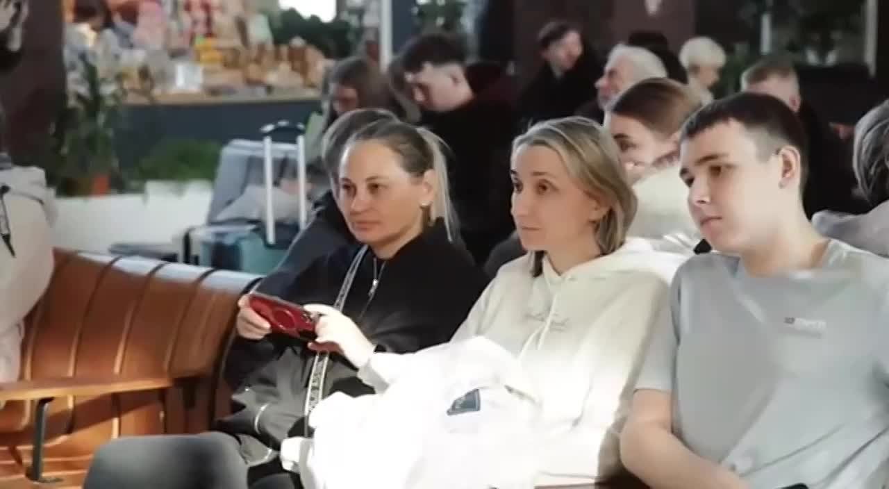 На вокзале Новосибирск-Главный состоялся необычный музыкальный флешмоб