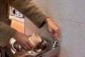 Питьевые фонтанчики с бесплатной водой появились в аэропорту Толмачево