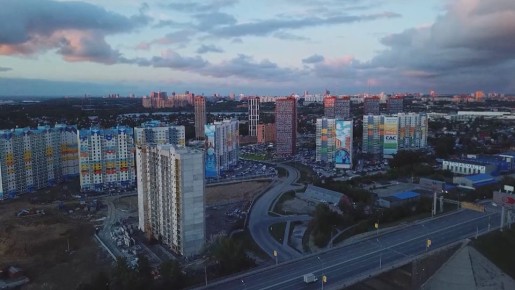 Сотрудников новосибирской мэрии и строительной компании заподозрили в махинациях с жильем для детей-сирот