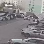Ребенка сбила машина во дворе в Новосибирске