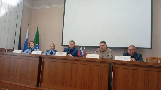 Прокуратура контролирует восстановление прав жильцов сгоревшего аварийного дома по ул. Римского - Корсакова, 8