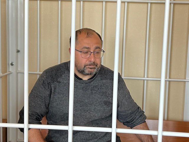 Суд продлил арест начальнику управления вневедомственной охраны Росгвардии по Новосибирской области Ровшану Курбанову