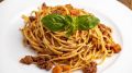 Не поливайте кетчупом вчерашние макароны: они могут стать основой для вкуснейшего блюда