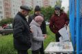 Вторсырьё подарки!. Жителей Академгородка приглашают на заключительную в этом году акцию «Экодвор»! Экомобиль Спецавтохозяйства вновь соберёт накопившиеся пластик, стекло, жестяные банки и макулатуру