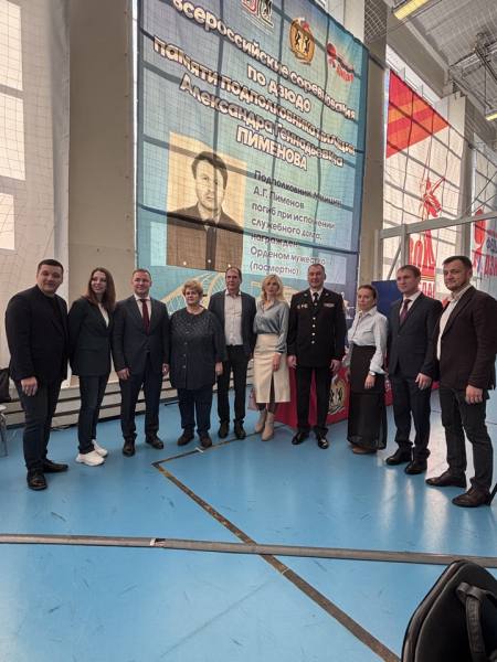 Начальник Управления МВД России по городу Новосибирску принял участие в организации ежегодных соревнованиий по дзюдо памяти подполковника милиции Александра Пименова Начальник Управления МВД России по городу Новосибирску принял участие в организации ежегодных соревнованиий по дзюдо памяти подполковника милиции Александра Пименова