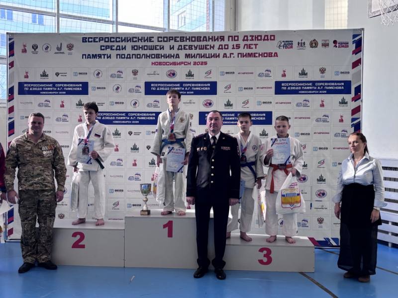 Начальник Управления МВД России по городу Новосибирску принял участие в организации ежегодных соревнованиий по дзюдо памяти подполковника милиции Александра Пименова