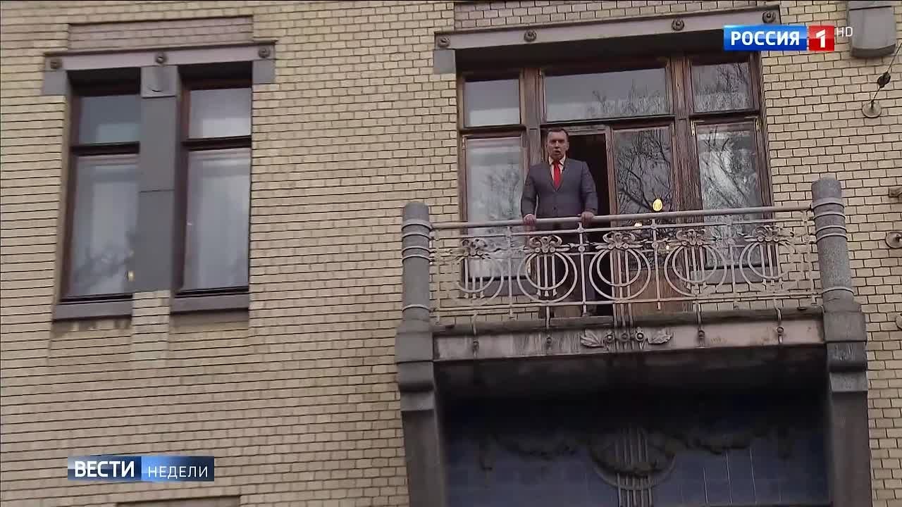 Аутентичные детали. 16-серийная историческая драма Андрея Кончаловского «Хроники русской революции» скрупулезно воссоздает эпоху начала XX века