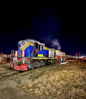 Возгорание дизельного тепловоза произошло в Новосибирской области вблизи платформы Койниха в ночь на 30 октября