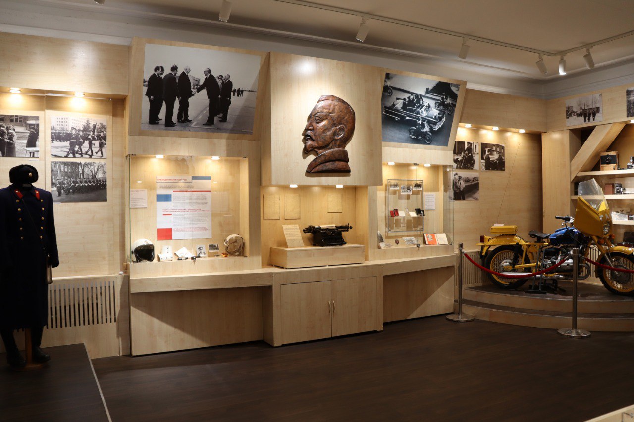 Главным управлением МВД России по Новосибирской области для студентов Новосибирского кооперативного техникума им. А.Н. Косыгина Новосибирского оболпотребсоюза организована экскурсия Главным управлением МВД России по Новосибирской области для студентов Новосибирского кооперативного техникума им. А.Н. Косыгина Новосибирского оболпотребсоюза организована экскурсия