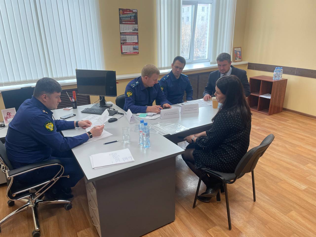 Заместитель прокурора Новосибирской области Александр Рудь оценил ход выполнения мероприятий национального проекта «Инфраструктура для жизни» и провел в прокуратуре октябрьского района прием граждан Заместитель прокурора Новосибирской области Александр Рудь оценил ход выполнения мероприятий национального проекта «Инфраструктура для жизни» и провел в прокуратуре октябрьского района прием граждан