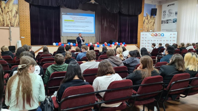 В Новосибирске полицейские совместно с членом Общественного совета провели профилактическое мероприятие В Новосибирске полицейские совместно с членом Общественного совета провели профилактическое мероприятие