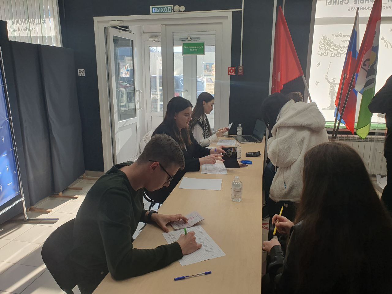 Дополнительные выборы в Молодежный парламент уже идут полным ходом Дополнительные выборы в Молодежный парламент уже идут полным ходом