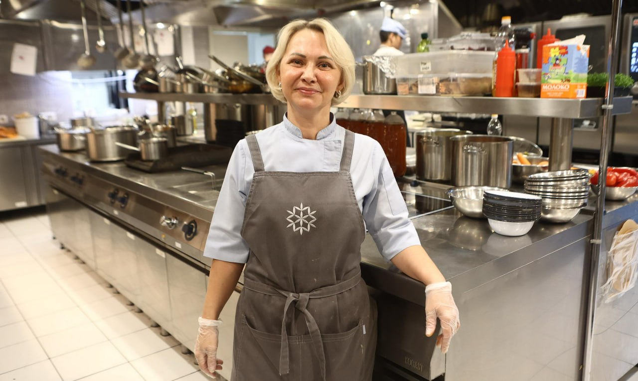 «Горжусь, когда вижу полный зал»: лучший шеф-повар Сибири о любимой работе