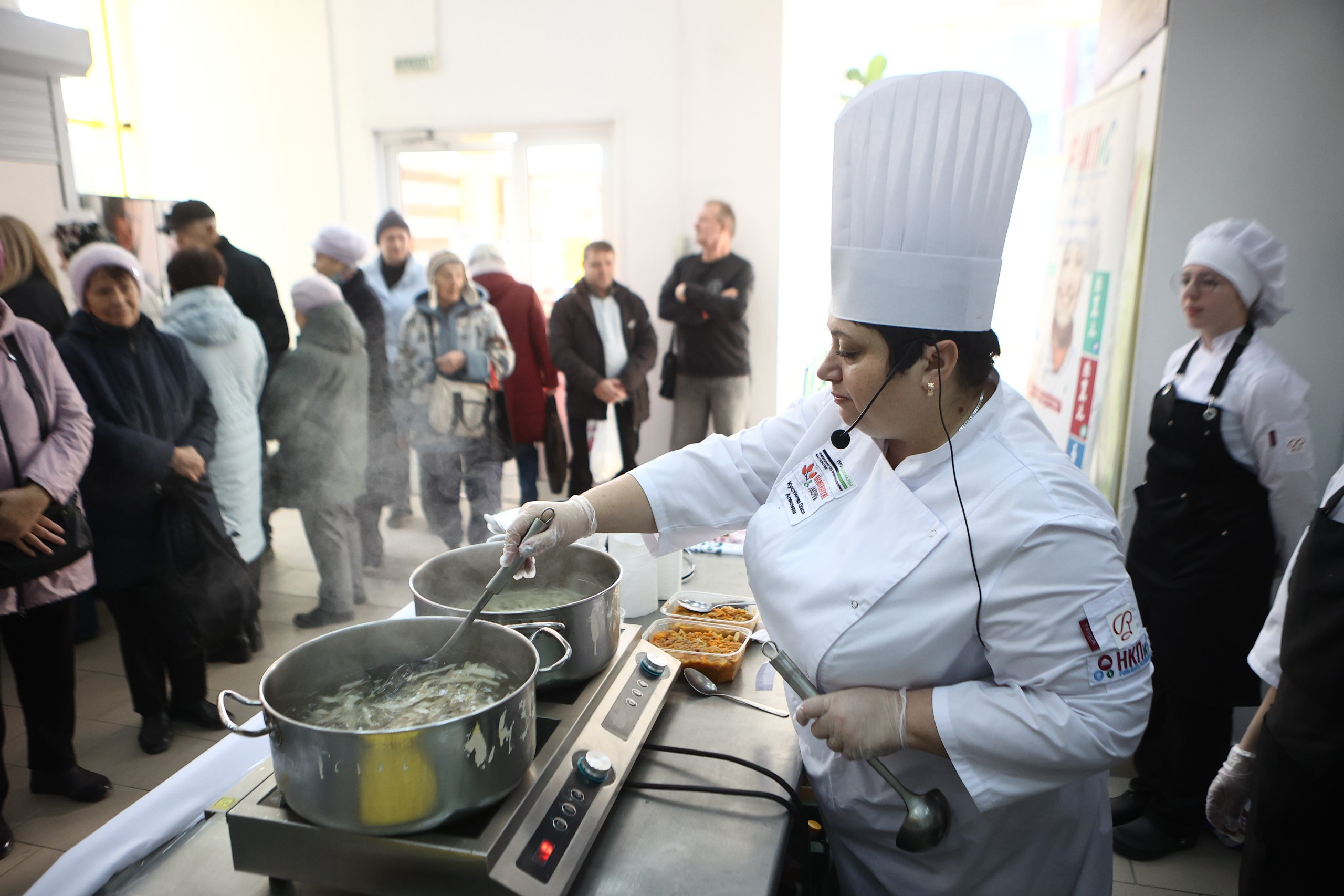 И вкусно, и красиво: на социальной ярмарке впервые состоялся Фестиваль русской кухни И вкусно, и красиво: на социальной ярмарке впервые состоялся Фестиваль русской кухни