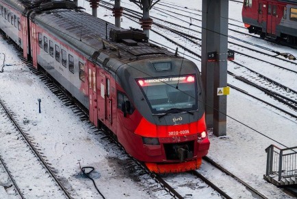 Пригородные поезда Новосибирской области переходят на праздничное расписание