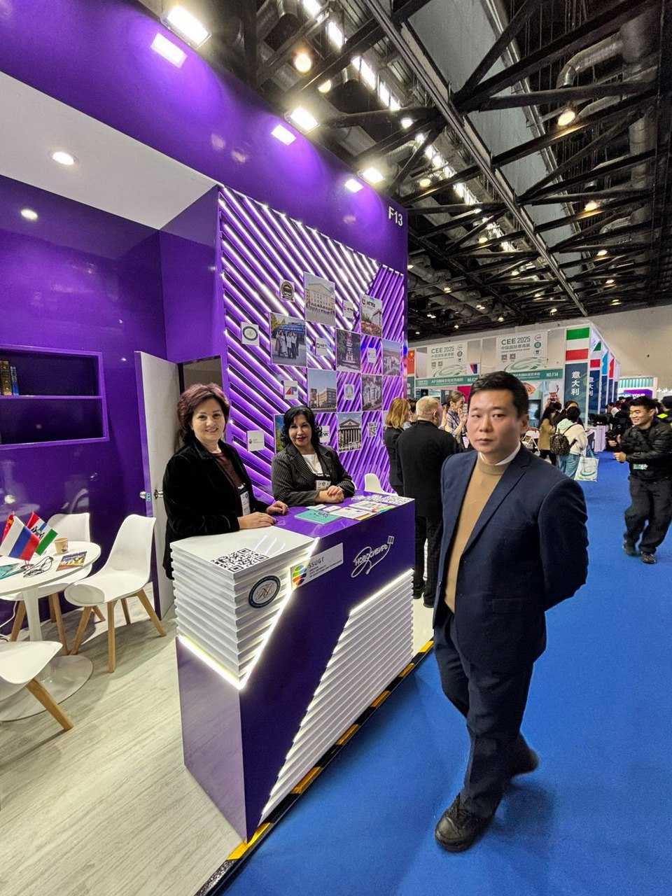 Новосибирская область представила образовательный потенциал региона на международном уровне в Китае Новосибирская область представила образовательный потенциал региона на международном уровне в Китае