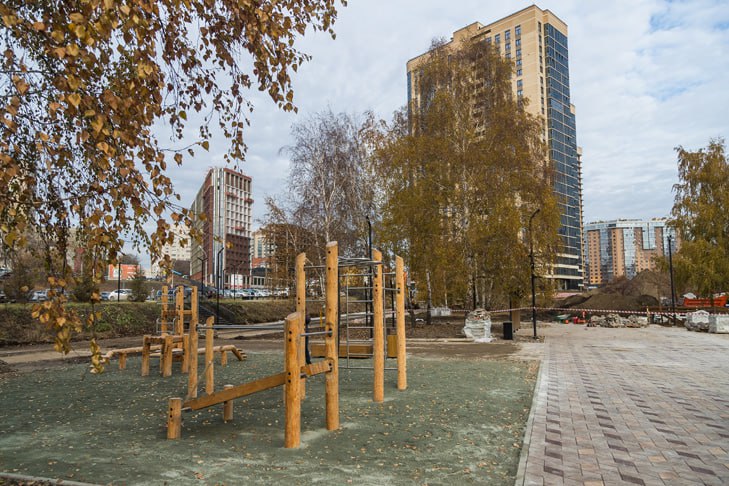 Парк имени Юрия Фёдоровича Бугакова открыли в Новосибирске Парк имени Юрия Фёдоровича Бугакова открыли в Новосибирске