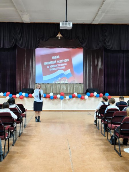 В Новосибирске полицейские совместно с членом Общественного совета провели профилактическое мероприятие