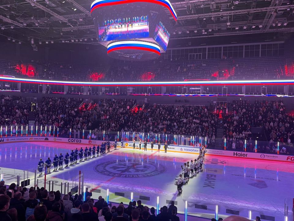 Команда ГУ МВД России по Новосибирской области сражается с командой ГУ МВД России по городу Москве !!!!