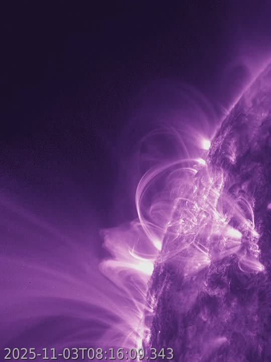 Сильнейшая за месяц вспышка класса М произошла на Солнце