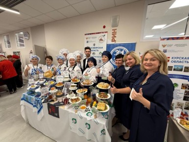 Столовая в школе № 220 — одна из лучших в стране!