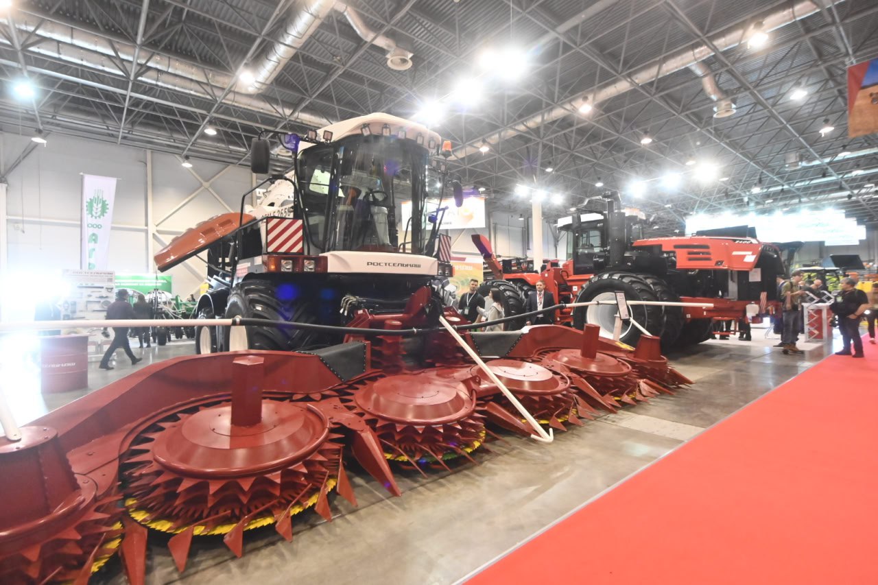 Губернатор Андрей Травников приветствовал участников VIII Агропродовольственного форума «Сибирь – житница России» Губернатор Андрей Травников приветствовал участников VIII Агропродовольственного форума «Сибирь – житница России»