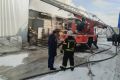 Завод по производству туалетной бумаги горит в Бердске