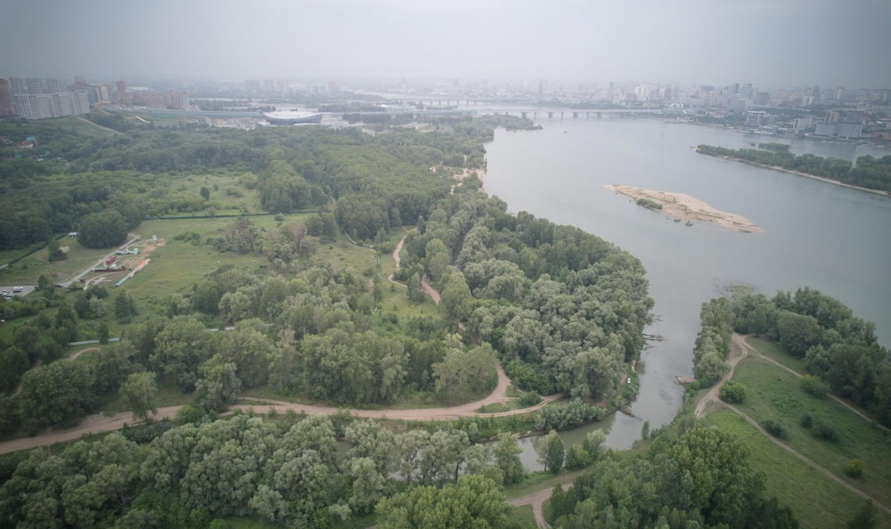 В парке «Усть-Тула» на берегу Оби оборудуют две площадки для отдыха