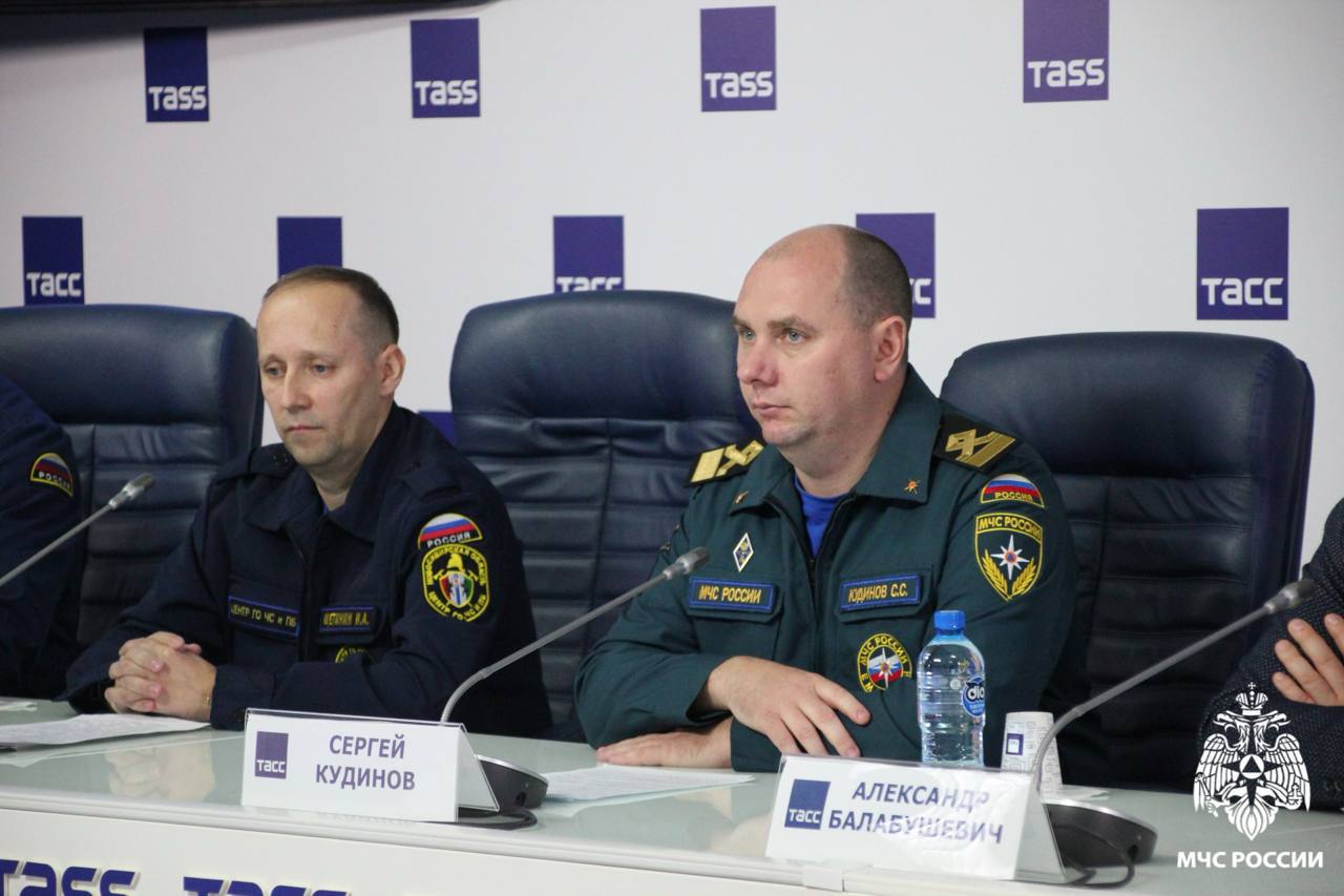 Выход на лед смертельно опасен Выход на лед смертельно опасен