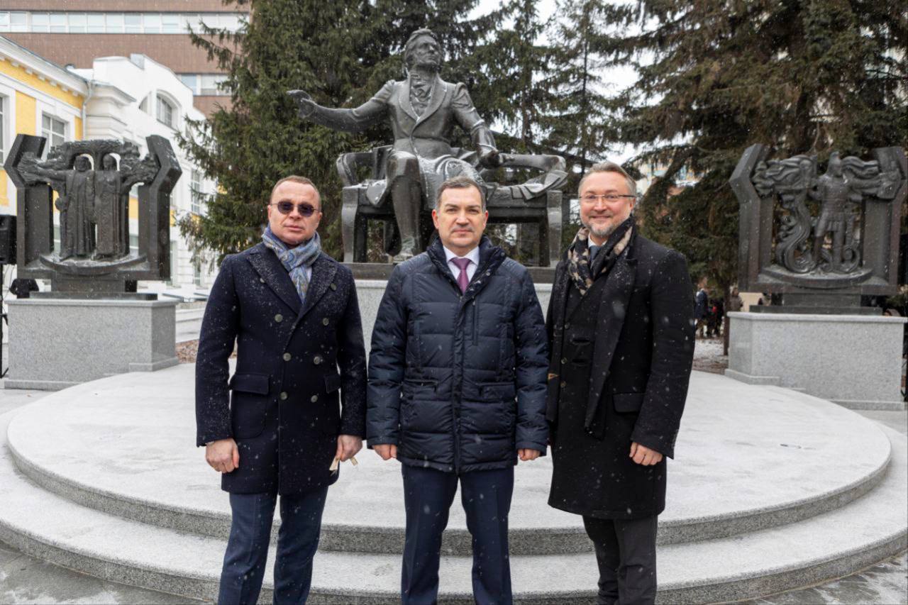 В преддверии 70-летия Новосибирской государственной консерватории имени М.И. Глинки на территории вуза создано новое культурное пространство В преддверии 70-летия Новосибирской государственной консерватории имени М.И. Глинки на территории вуза создано новое культурное пространство