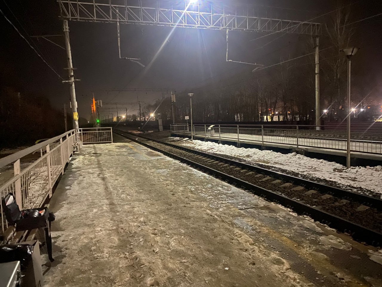 Электричка сбила насмерть женщину в Новосибирске