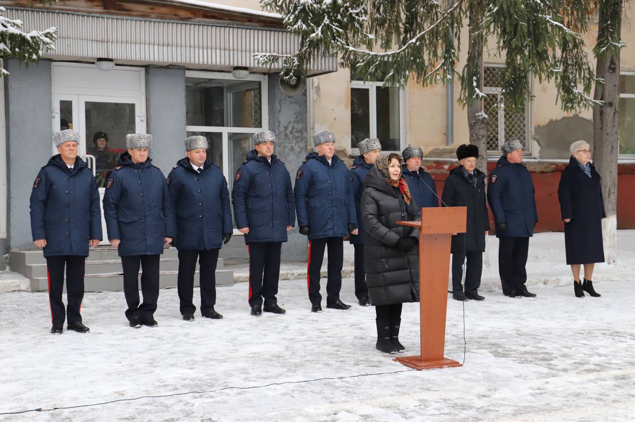 В преддверии Дня сотрудника органов внутренних дел Российской Федерации в Центре профессиональной подготовки сотрудники полиции принесли Присягу В преддверии Дня сотрудника органов внутренних дел Российской Федерации в Центре профессиональной подготовки сотрудники полиции принесли Присягу
