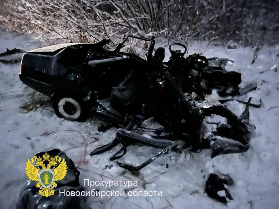 ДТП с шестью погибшими в Новосибирской области: ВАЗ-21099 выехал на встречку и попал под фуру на трассе Р-255 «Сибирь»