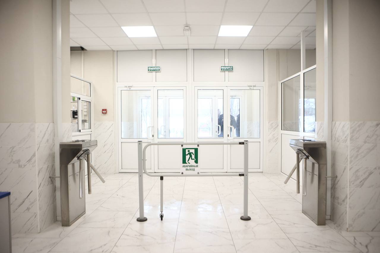 Максим Кудрявцев: В Первомайском районе завершается капитальный ремонт Технического лицея № 128 Максим Кудрявцев: В Первомайском районе завершается капитальный ремонт Технического лицея № 128