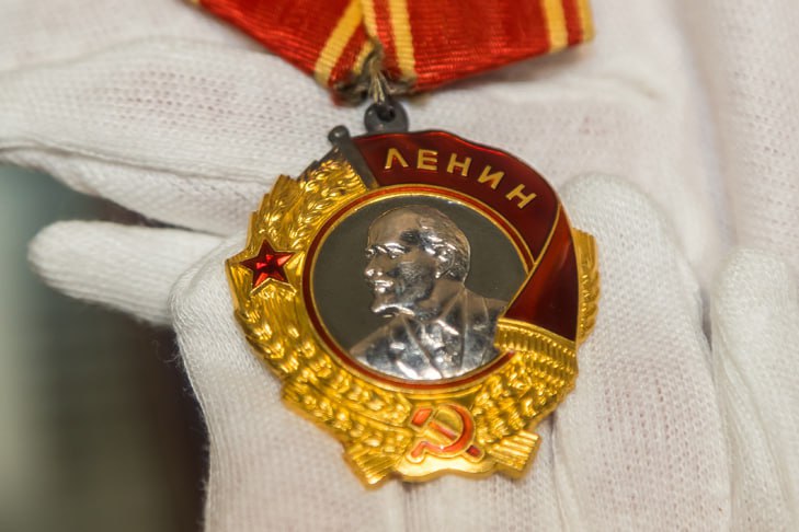 Неизвестная награда: почему Москва забрала у Новосибирска орден Ленина
