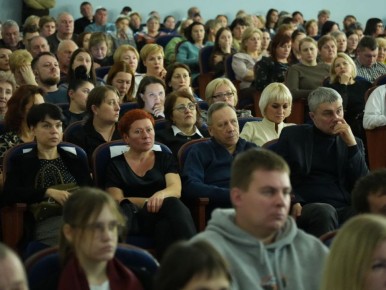 Мэр Максим Кудрявцев провёл встречи с жителями Первомайского и Советского районов