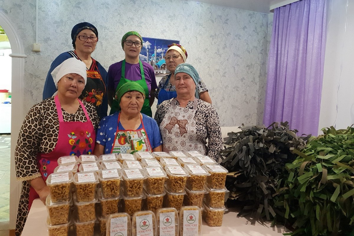 Активисты «Ак калфак» из Новосибирской области поддержали военнослужащих