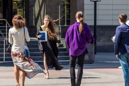 По специальности работают 78% выпускников вузов в Новосибирске