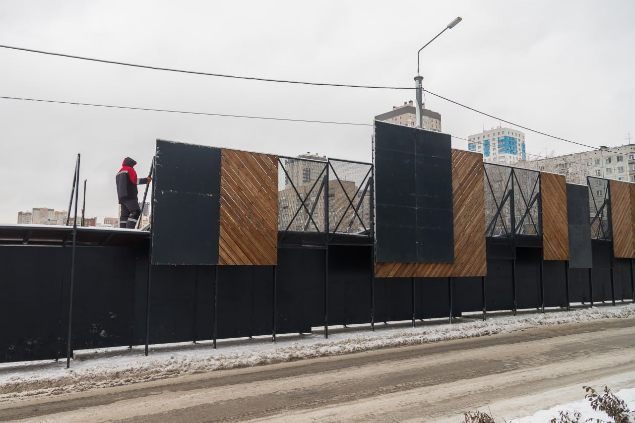 Семью с 25 детьми расселили на Журинском спуске в Новосибирске Семью с 25 детьми расселили на Журинском спуске в Новосибирске