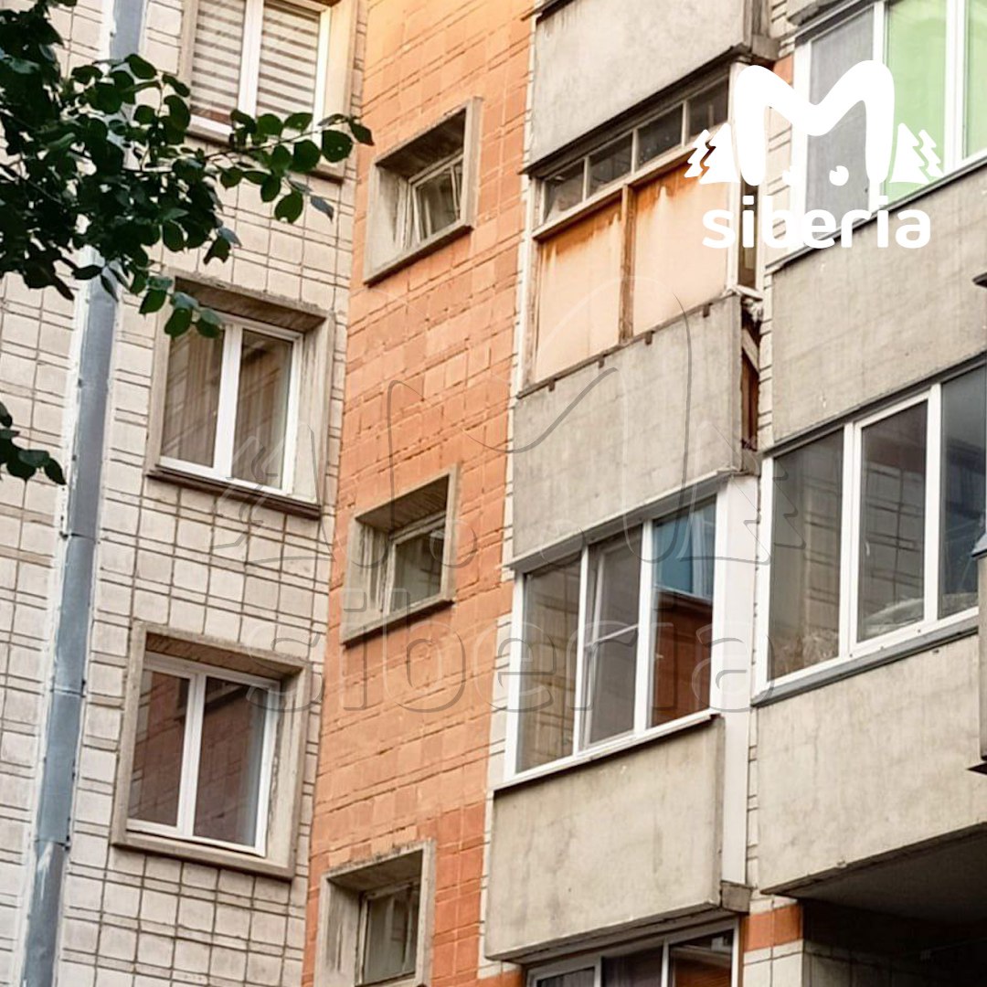 Пенсионерка завалила мусором квартиру в новосибирском Кольцово