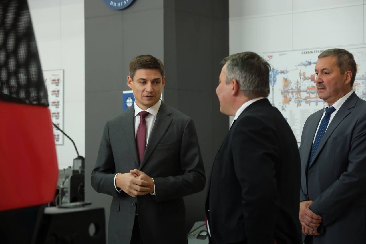 Дмитрий Пышный поздравил Новосибирский ГАУ с 90-летием Дмитрий Пышный поздравил Новосибирский ГАУ с 90-летием