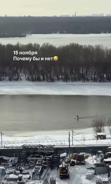 Новосибирские сапбордисты настолько суровые, что заплывы устраивают даже в ноябре